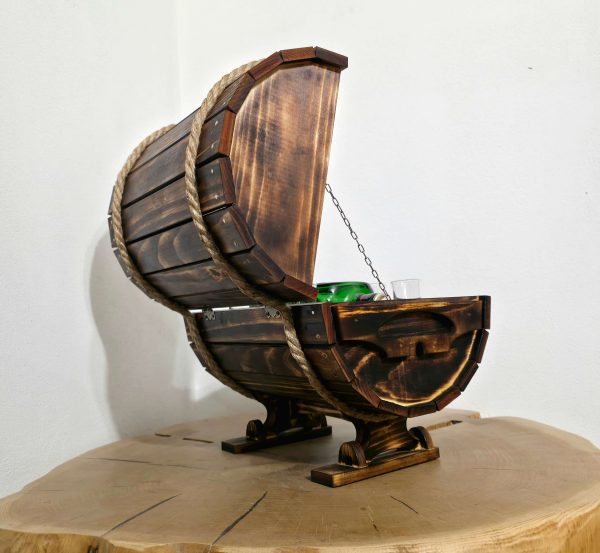 Originalan poklon za kuma i rođendan – drvena bačvica s gravurom