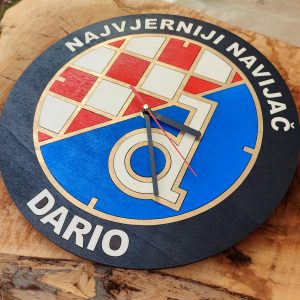 Zidni sat Dinamo