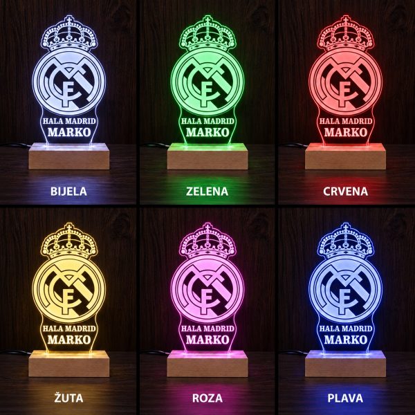 Real Madrid lampa na drvenom postolju u bijeloj, zelenoj, crvenoj, žutoj, rozoj i plavoj boji osvjetljenja