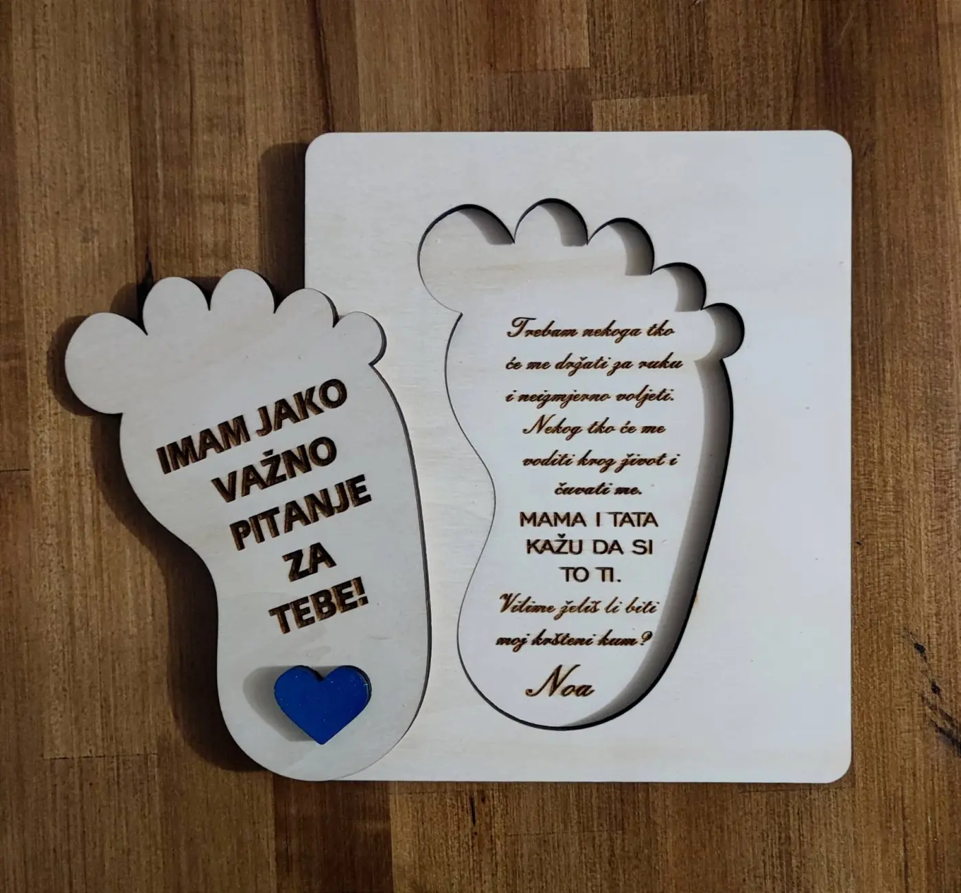 Drvena pozivnica za krsne kumove pitalica
