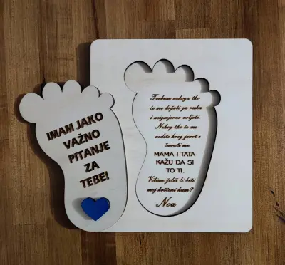 Drvena pozivnica za krsne kumove pitalica