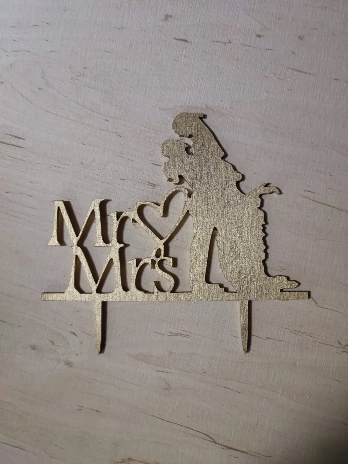 Svadbeni toper Mr & Mrs